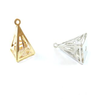 Τρίγωνο κρεμαστό με διαμαντάκι 24x13mm