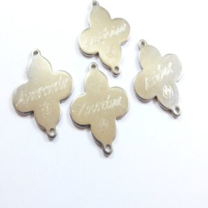 Σύνδεσμος σταυρός ασημί ατσάλι με όνομα 26x22mm
