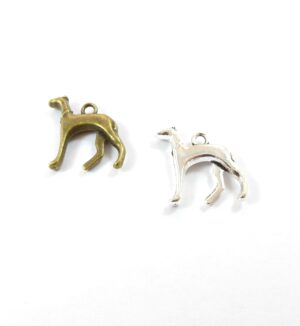 Σκύλος αντικέ μεταλλικό κρεμαστό 18x18mm