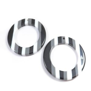 Δαχτυλίδι μαύρο-γκρί-λευκό κρεμαστό plexiglass 39x4mm