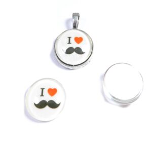 I Love Μουστάκι λευκό γυάλινο καμπουσόν 18mm
