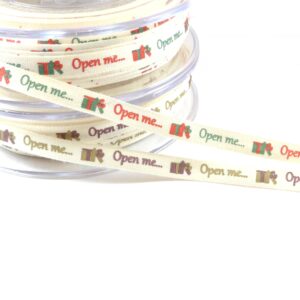 Κορδέλα Open me.. με δωράκι  κρέμ υφασμάτινη 6mm/καρούλι 23 μέτρα