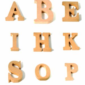 Γράμμα μεγάλο φυσικό πλακέ ξύλινο διακοσμητικό καμπουσόν 99-100x46-100mm