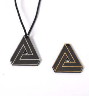 Triangle Complex μάτ διάτρητο plexiglass κρεμαστό 34x30mm