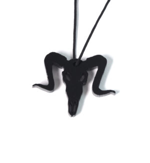 Κριάρι μαύρο plexiglass κρεμαστό 28x40mm