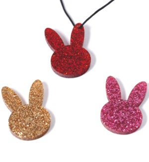 Λαγουδάκι πλακέ Glitter plexiglass κρεμαστό 34x24mm
