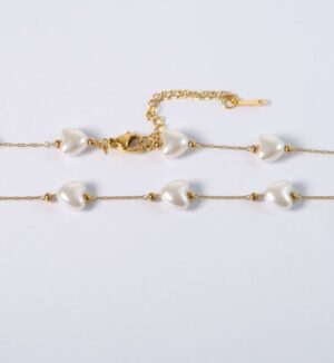 Κολιέ White Heart Pearls με λεπτή αλυσίδα cross 1mm μήκους 40mm με επέκταση αλυσίδα μήκους 5cm