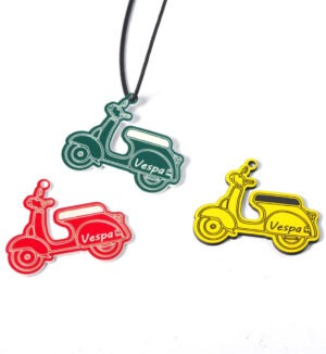 Piaggio Vespa opaque χρώμα Plexiglass κρεμαστό 40x49mm