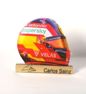 Κράνος Carlos Sainz με υπογραφή plexiglass επιτραπέζιο διακοσμητικό 86x98x8mm