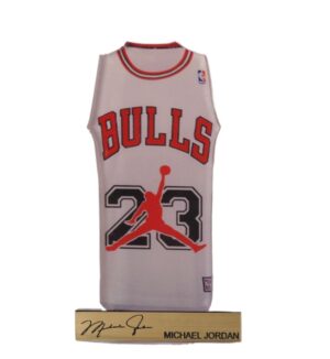 Φανέλα Chicago Bulls 23 Air Jordan με υπογραφή plexiglass επιτραπέζιο διακοσμητικό 107x65x8mm