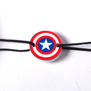 Στρογγυλός με captain america ασπίδα σε λευκό plexiglass σύνδεσμος 18mm