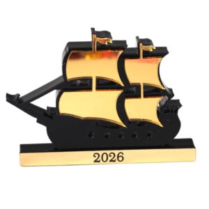 2026 Γούρι Καράβι Ιστιοφόρο επιτραπέζιο διακοσμητικό χρυσό-μαύρο plexiglass 60x81mm