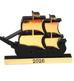 2026 Γούρι Καράβι Ιστιοφόρο επιτραπέζιο διακοσμητικό χρυσό-μαύρο plexiglass 60x81mm