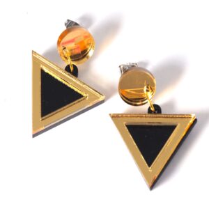 Σκουλαρίκια Triangle & Round καρφωτά μαύρο-χρυσό plexiglass με καρφί μεταλλικό ατσάλι 42x30mm