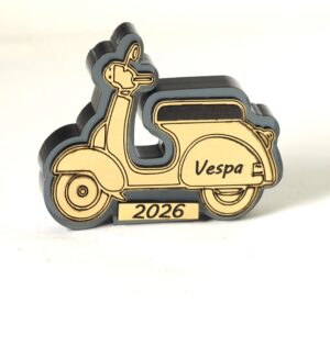 Εταιρικό δώρο Vespa επιτραπέζιο διακοσμητικό με όνομα της εταιρείας σας χρυσό-μαύρο plexiglass 59x45mm/10 τμχ