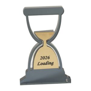 2026 Γούρι Κλεψύδρα επιτραπέζιο διακοσμητικό χρυσό-μαύρο plexiglass 80x52mm