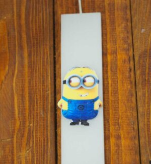 Λαμπάδα με φιγούρα Minions κερί λευκή φαρδιά παραλληλόγραμμη 30×4.6×1.3cm
