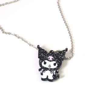 Κολιέ με Kuromi πολύχρωμη σε μαύρο glitter plexiglass 34x28mm σε cross πλακέ ασημί αλυσίδα ατσάλι 1.5mm μήκους 39cm και επέκταση 5cm