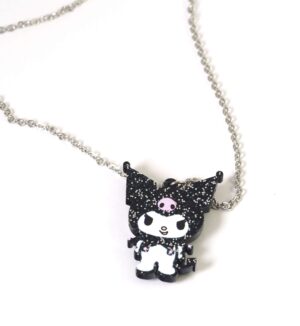 Κολιέ με Kuromi πολύχρωμη σε μαύρο glitter plexiglass 34x28mm σε cross πλακέ ασημί αλυσίδα ατσάλι 1.5mm μήκους 39cm και επέκταση 5cm
