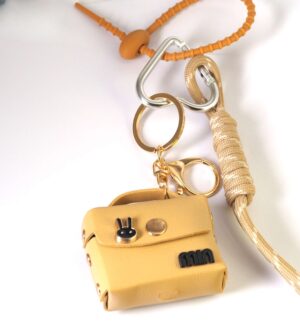 Μπρελόκ έτοιμο με τσαντάκι natural & κορδόνι paracord natural-λευκό